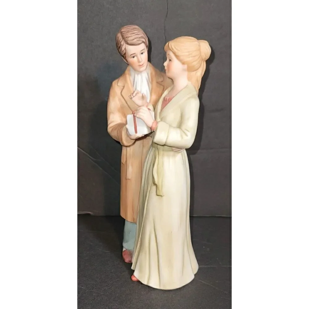 Vintage Enesco Treasured Memories Christmas Morning